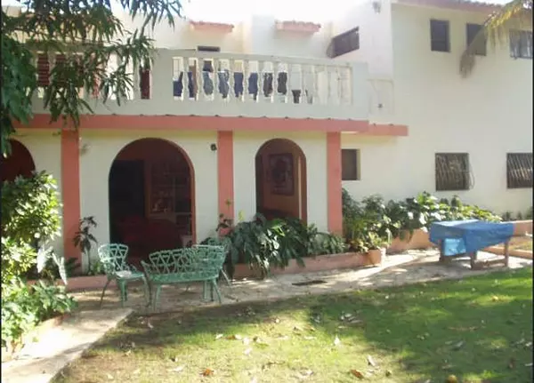 casas - Casa en venta de dos niveles en COSTA VERDE 4
