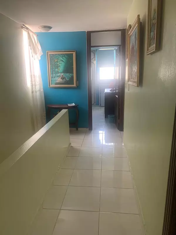 casas - VENDO CASA EN LA URB. GALÁ D.N 4