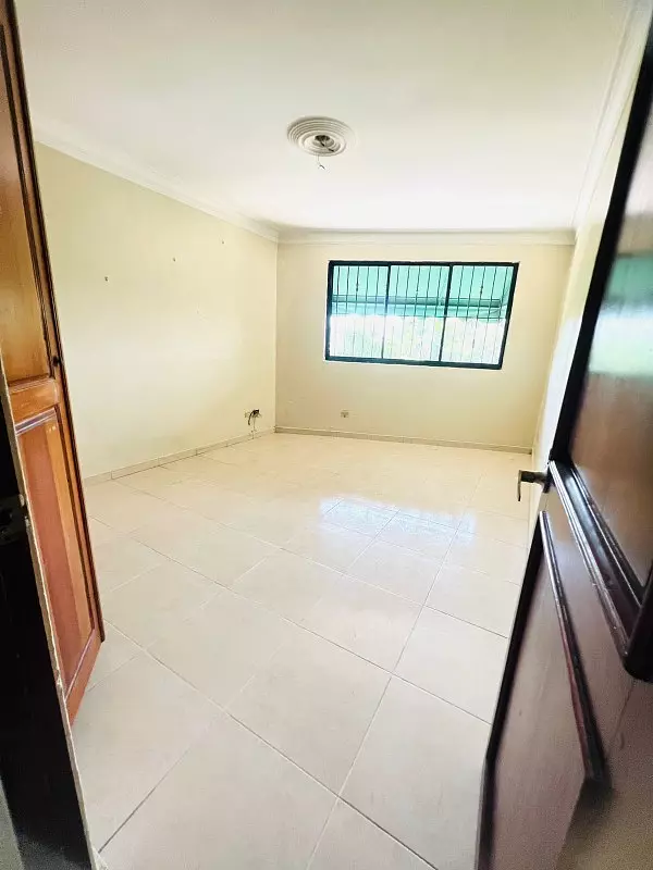 apartamentos - SE VENDE EN ALTOS DE ARROYO HONDO 2, FRENTE AL BOTÁNICO, CUARTO PISO 6