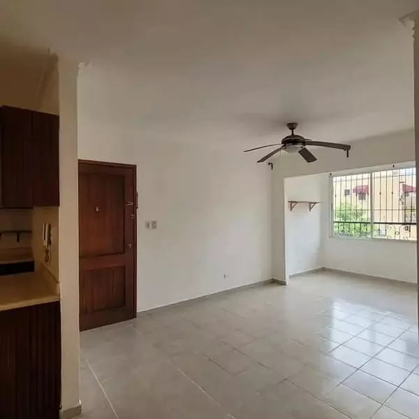 apartamentos - Vendo apartamento  tipo C. AV. Rep. De Colombia  4