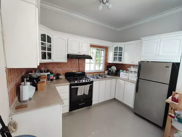 casas vacacionales y villas - Villa en Venta en  JUAN DOLIO.   USD 410,000.00   9