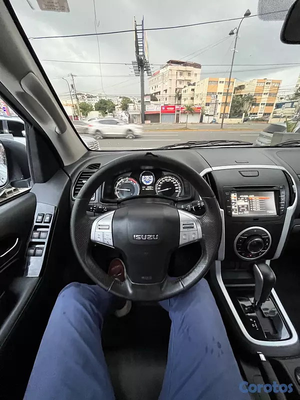 jeepetas y camionetas - Isuzu MUX 2019 10