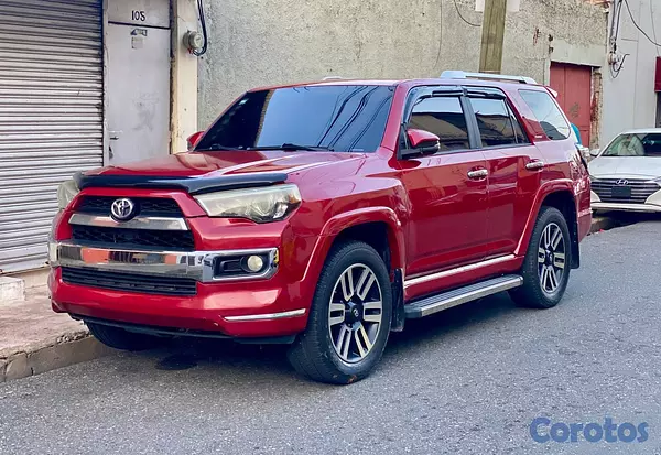 jeepetas y camionetas - TOYOTA 4 RUNNER  2014 1