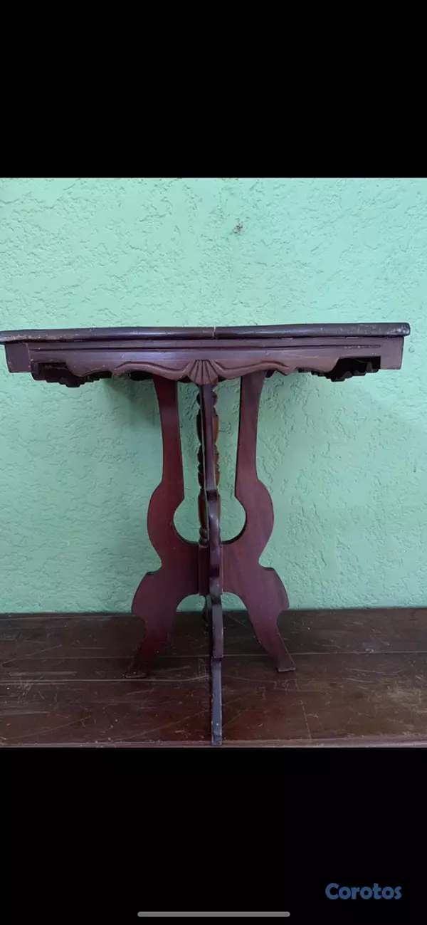 muebles y colchones - Mesa lateral o de área caoba 6800