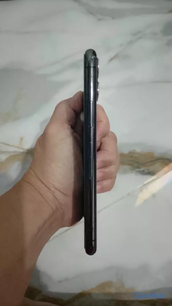 celulares y tabletas - se vende tlfn 11 pro con todo sia forros negociable  3