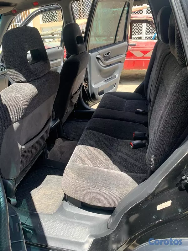 jeepetas y camionetas - Honda crv 2001  7