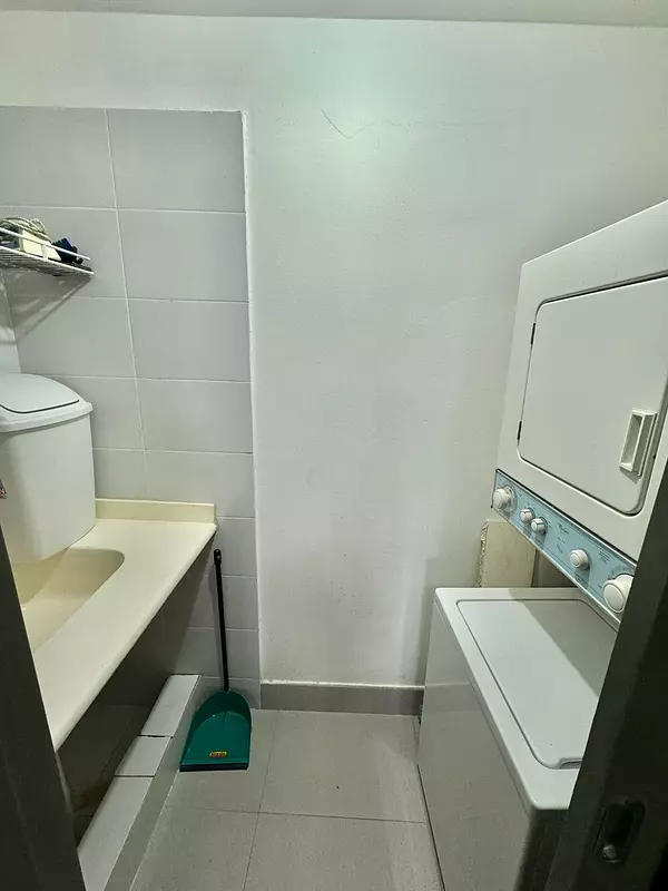 apartamentos - Apartamento en Alquiler Amueblado
PIANTINI
USD 1,400.00 (Mantenimiento incluido) 4
