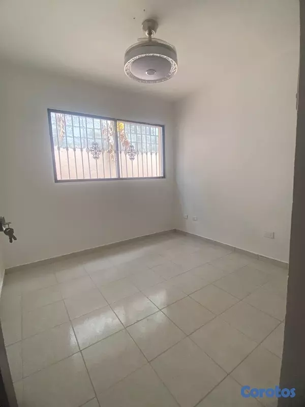 casas - venta de casa en la autopista de San isidro Brisa oriental con 352mts 7