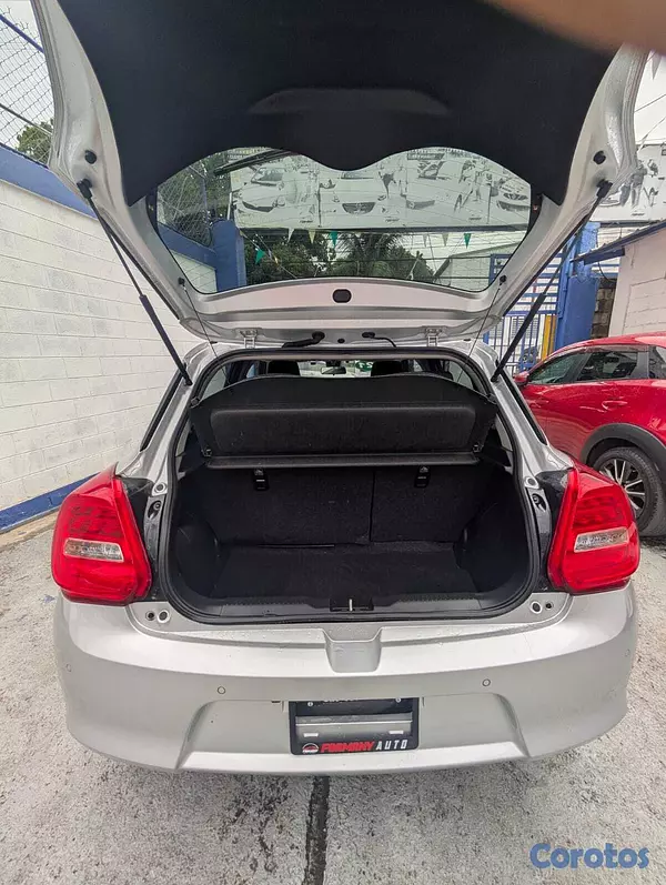 carros - SUZUKI SWIFT 2020 11