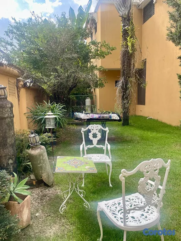 casas - Casa en Arroyo Hondo Viejo a paso de los Pinos 3