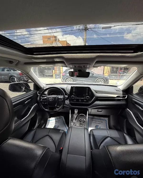 jeepetas y camionetas - Toyota Highlander XLE 2020 2