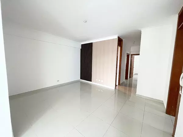 apartamentos - Apartamento en Venta en Renacimiento U$S255,000


 Amplio y con Locker
 3