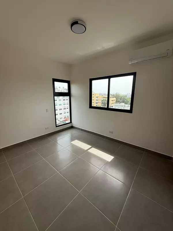 apartamentos - Alquilo apartamento con línea blanca en Gazcue  9