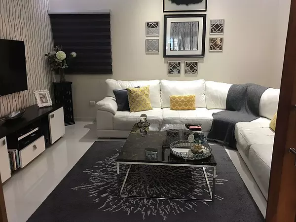 apartamentos - Apartamento en Alquiler Amueblado 
EVARISTO MORALES USD 2,300.00 (Mantenimiento  2
