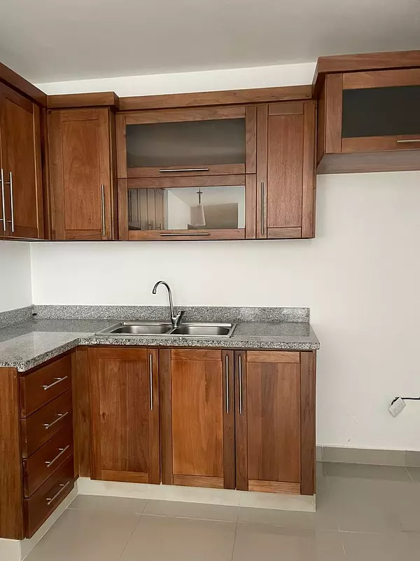 apartamentos - Apartamento 1er Nivel en Llanos de Gurabo 6