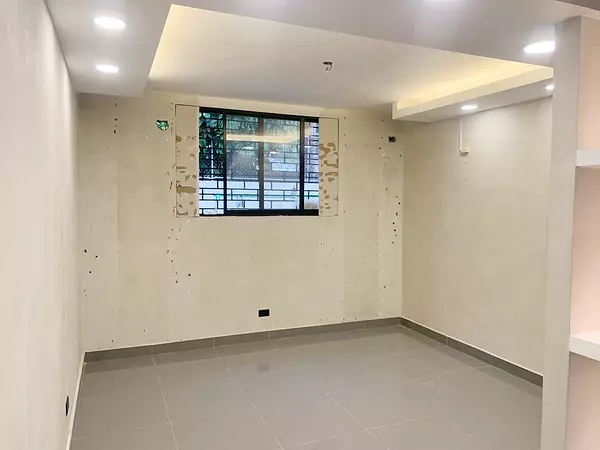 oficinas y locales comerciales - local en primer nivel prados  5