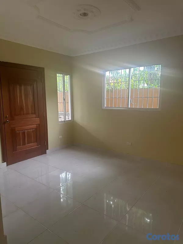 casas - Alquilo casa en la cienega el km 14 $23,000 un pri 4
