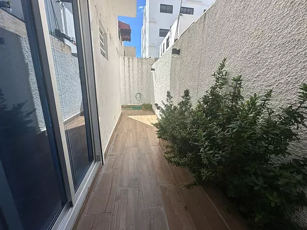 apartamentos - Vendo Independencia primer nivel klm 9 ,
 9