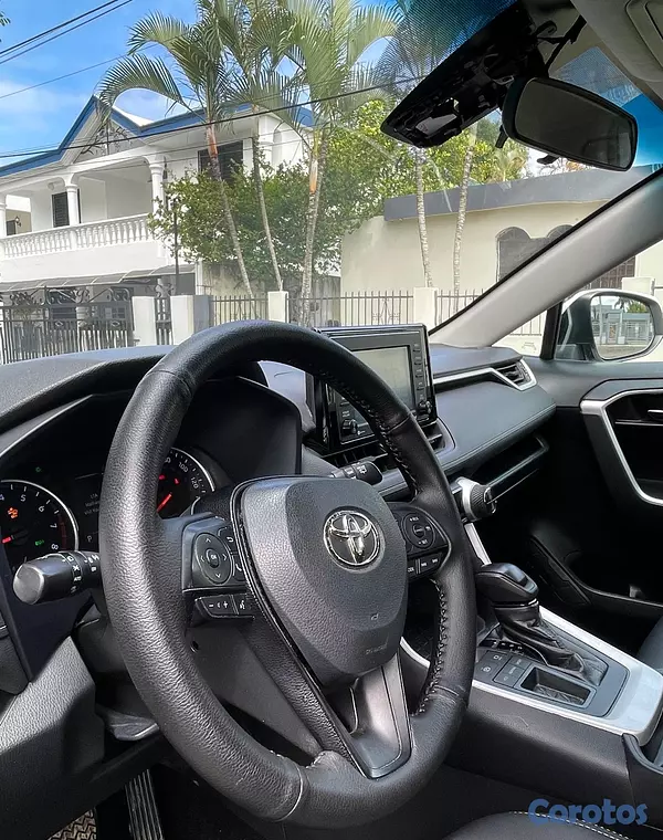 jeepetas y camionetas - Toyota RAV4 XLE 2021 
 8
