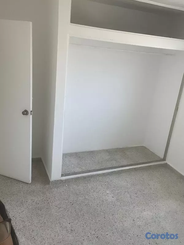 apartamentos - Apartamento en Alquiler en Renacimiento. 2do piso. 6