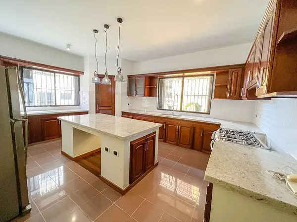 apartamentos - Vendo amplio apartamento en El Vergel 10