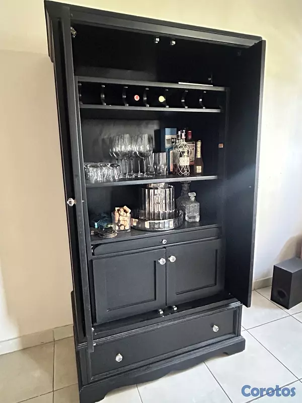 muebles y colchones - VENDO MUEBLE BAR CERRADO 4