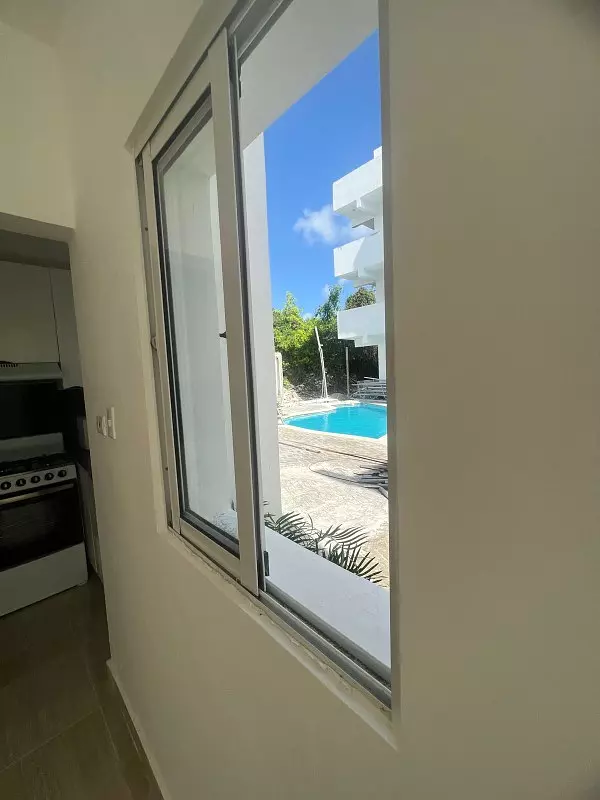 apartamentos - Apartamento listo de 1 habitación en Pueblo Bávaro con línea blanca. 1er. Piso.
 2