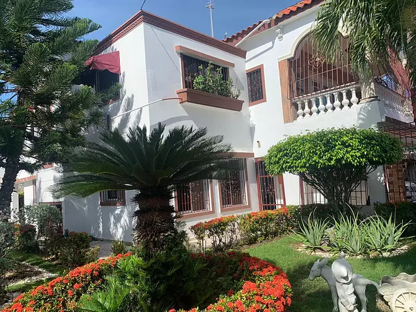 casas - Se vende casa en Av. España 3