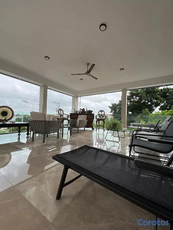 casas - Luxury and Comfort in Los Ríos, For sale  10