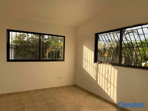casas - Casa en el Residencial Antares cerca del acuario y 5