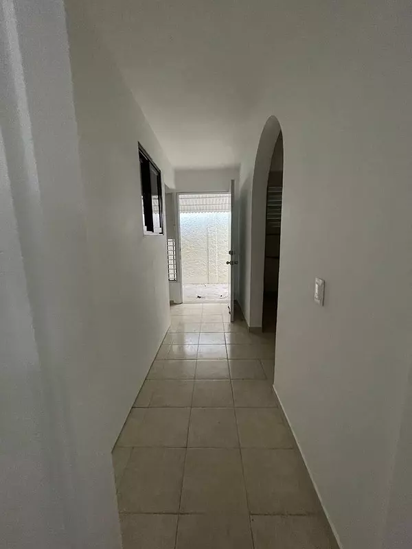 casas - Se alquila casa comercial, en el Millón
 2