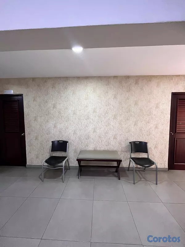 oficinas y locales comerciales - hermosa casa en renta para oficina etc  8