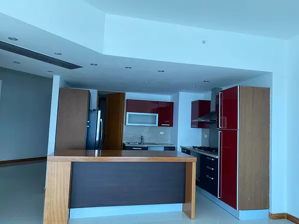 casas - Alquiler Apartamento de 2 Habitaciones frente al Malecón de Santo Domingo 3