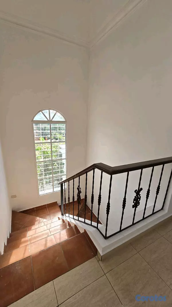 casas - Venta de Casa en Altos Arroyo Hondo 3 9