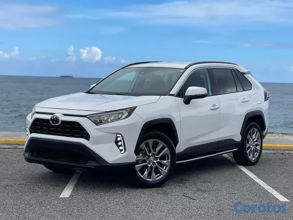 jeepetas y camionetas - Toyota RAV4 XLE 2020 2