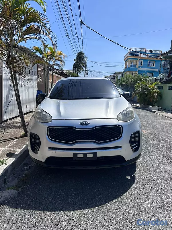 jeepetas y camionetas - Kia sportage fe 2017  8