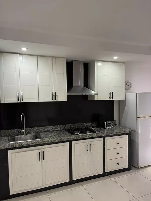 apartamentos - Alquiler Apartamento de 1 Habitación con Piscina, Zona Universitaria 7