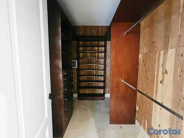 apartamentos - Venta de Apartamento en Piantini piso alto 13