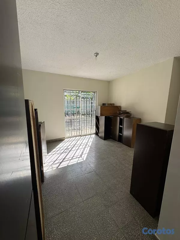apartamentos - Casa en Alquiler con Potencial Comercial en Los Pr 7