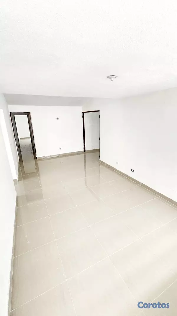 casas - Espaciosa Casa en Alquiler, en Miramar  Santo Domi 7