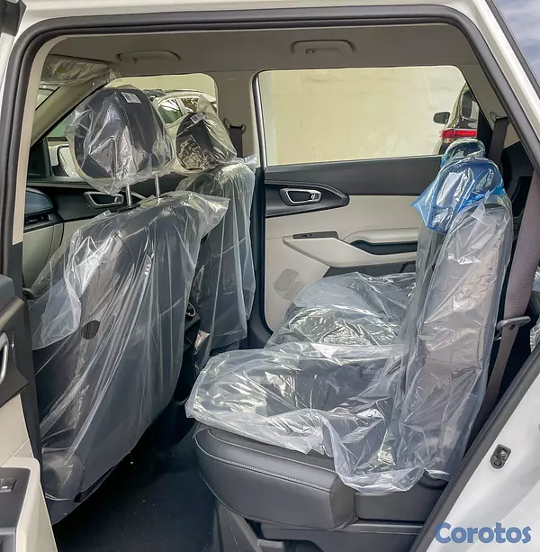 jeepetas y camionetas - Kia Carens 2026 7