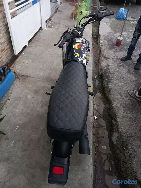 motores y pasolas - baja boxer 150 
año:2024
matrícula original 
ojo:se le perdió la placa  4