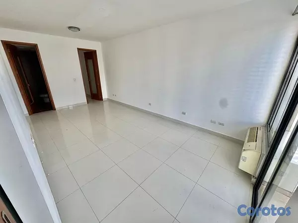 apartamentos - Apartamento en Alquiler Evaristo Morales  5