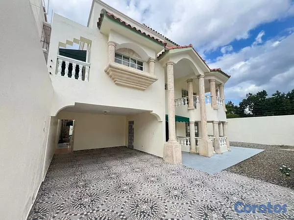 casas - Exclusiva Residencia En Zona De Alta Demanda, Los  3