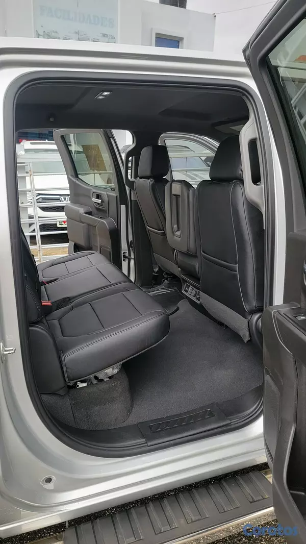 jeepetas y camionetas - CAM. CHEVROLET SILVERADO 2019 5
