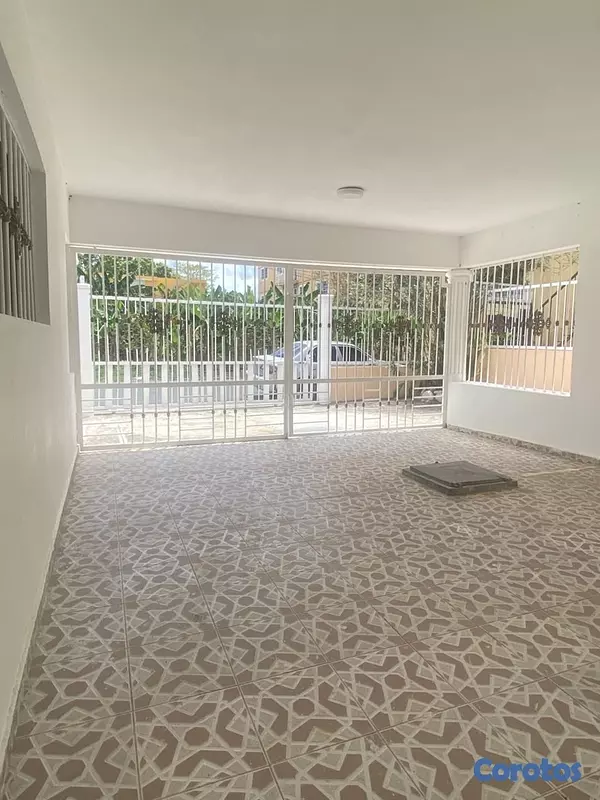 casas - venta de casa en la autopista de San isidro Brisa oriental con 352mts 3