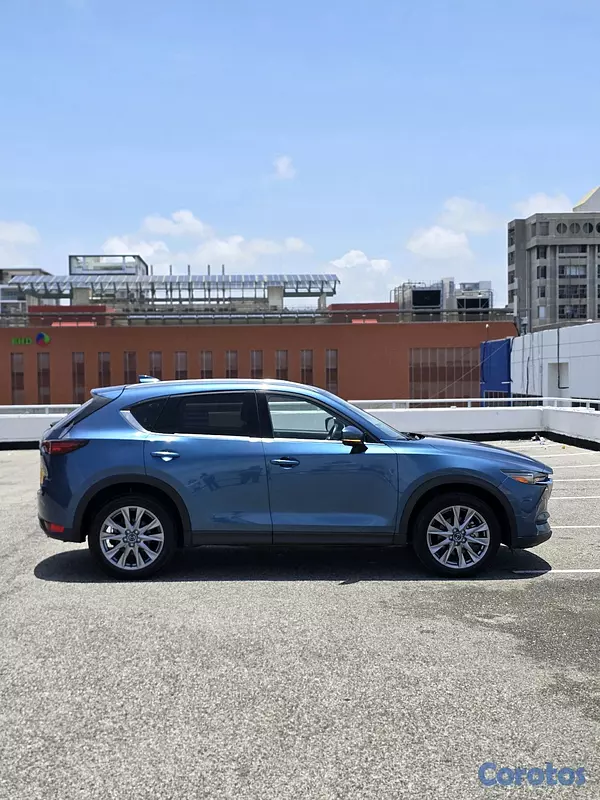 jeepetas y camionetas - Mazda CX5 Grand Touring Reserve Turbo 2021 4