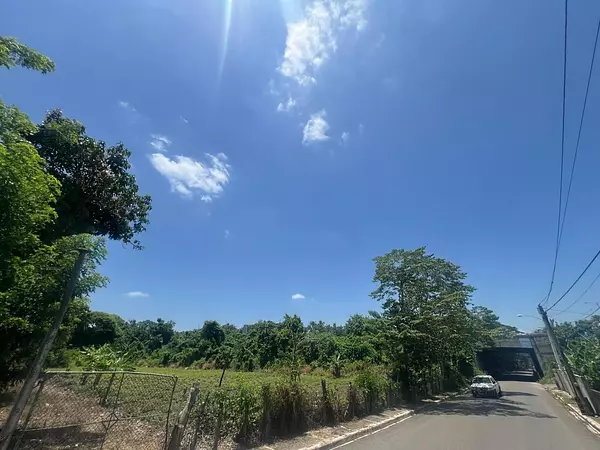 solares y terrenos - Terreno de Venta en Circunvalacion Norte 1
