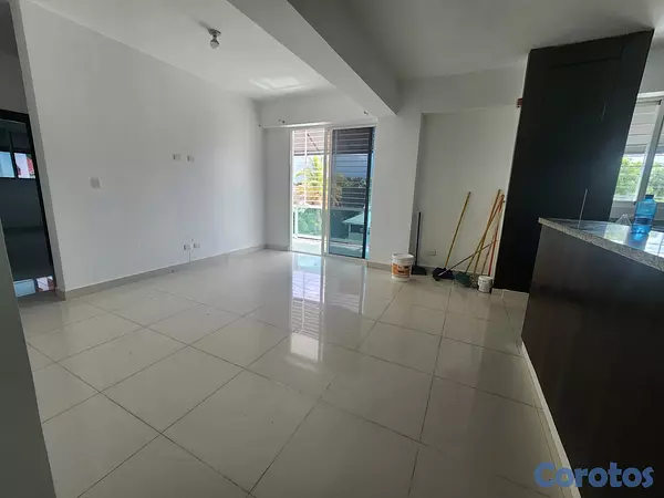 apartamentos - Apartamento amplio en Las Damas 4