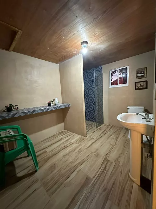 solares y terrenos - Finca de 7 Tareas con Caseta y Piscina en Las Montañas  10